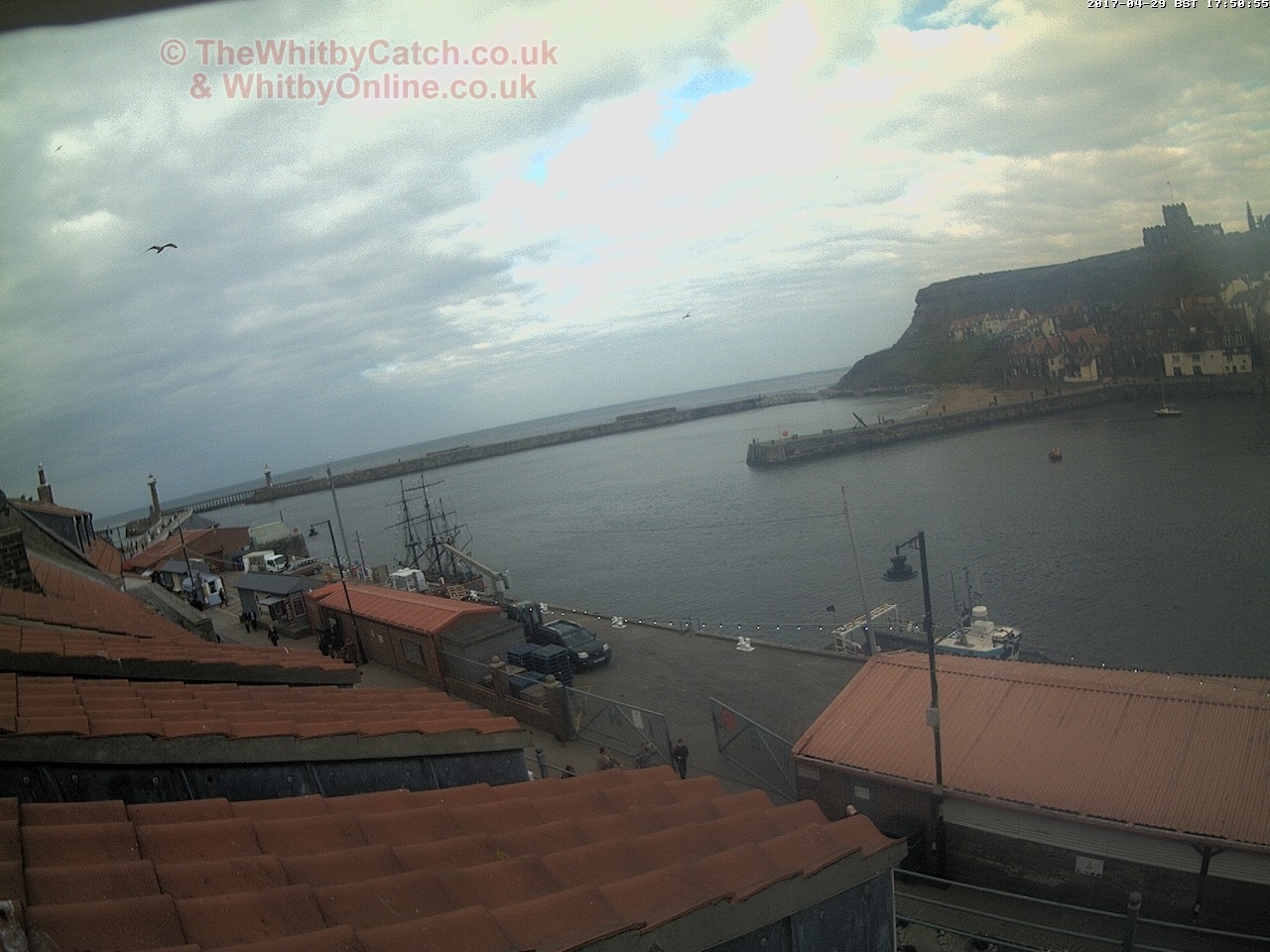 Whitby Sat 29th April 2017 17:51.