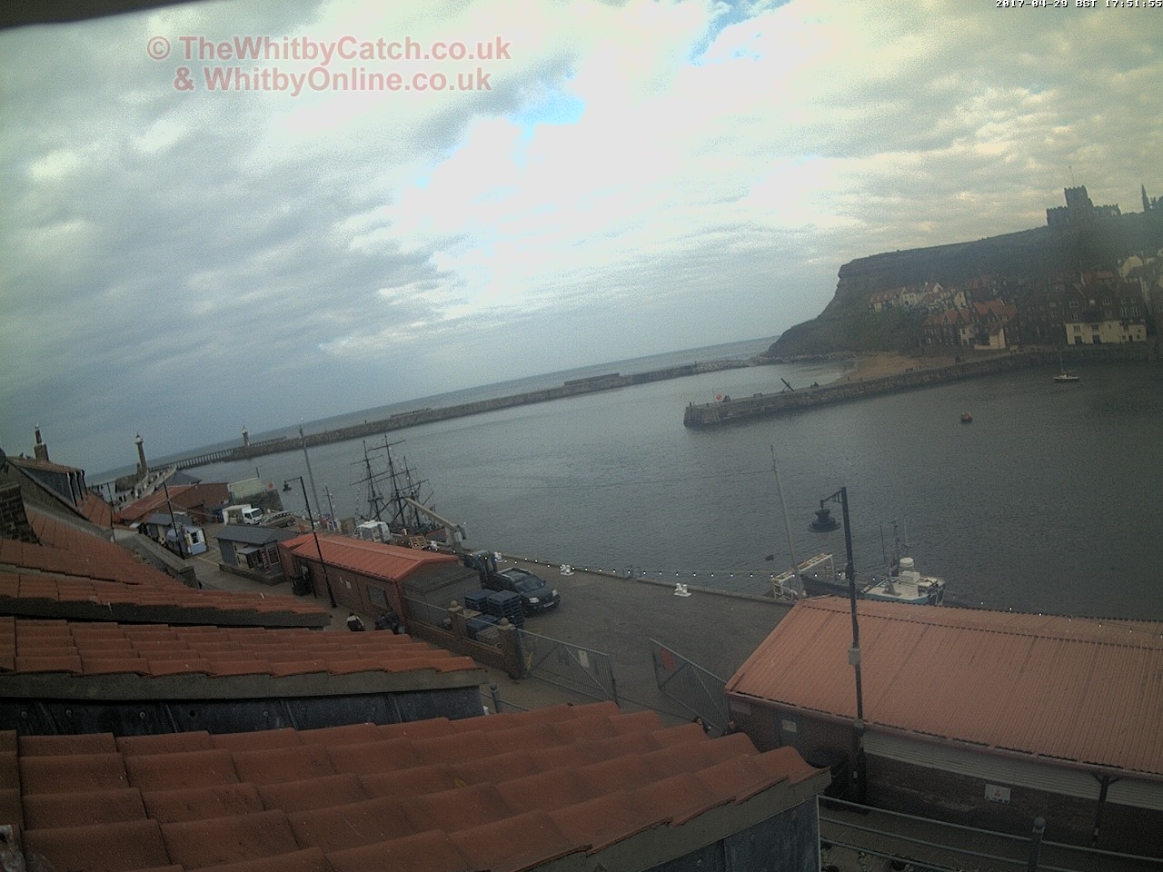 Whitby Sat 29th April 2017 17:52.