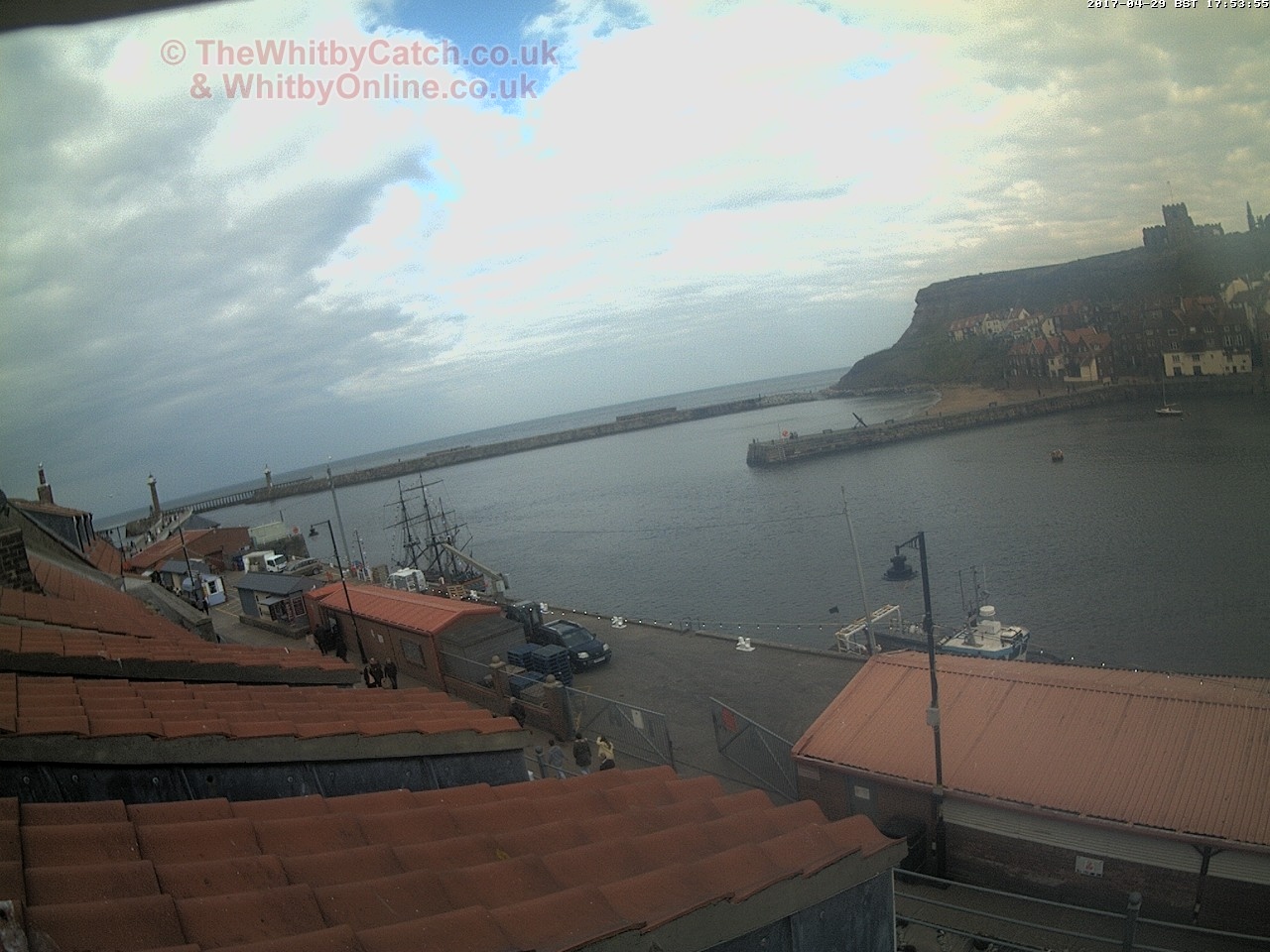 Whitby Sat 29th April 2017 17:54.