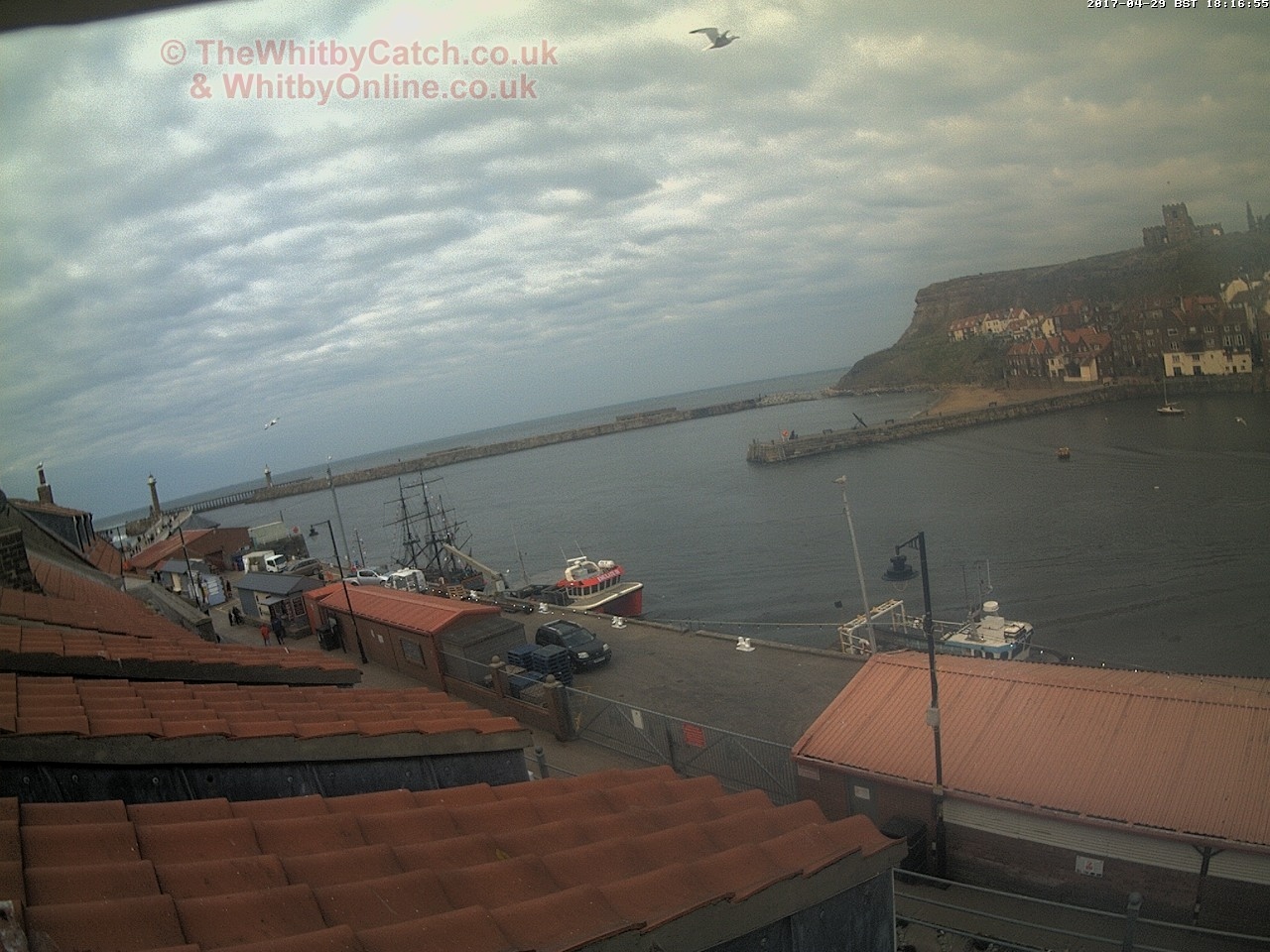 Whitby Sat 29th April 2017 18:17.
