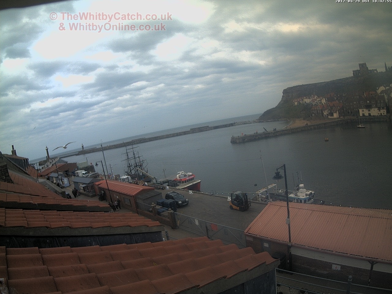 Whitby Sat 29th April 2017 18:43.
