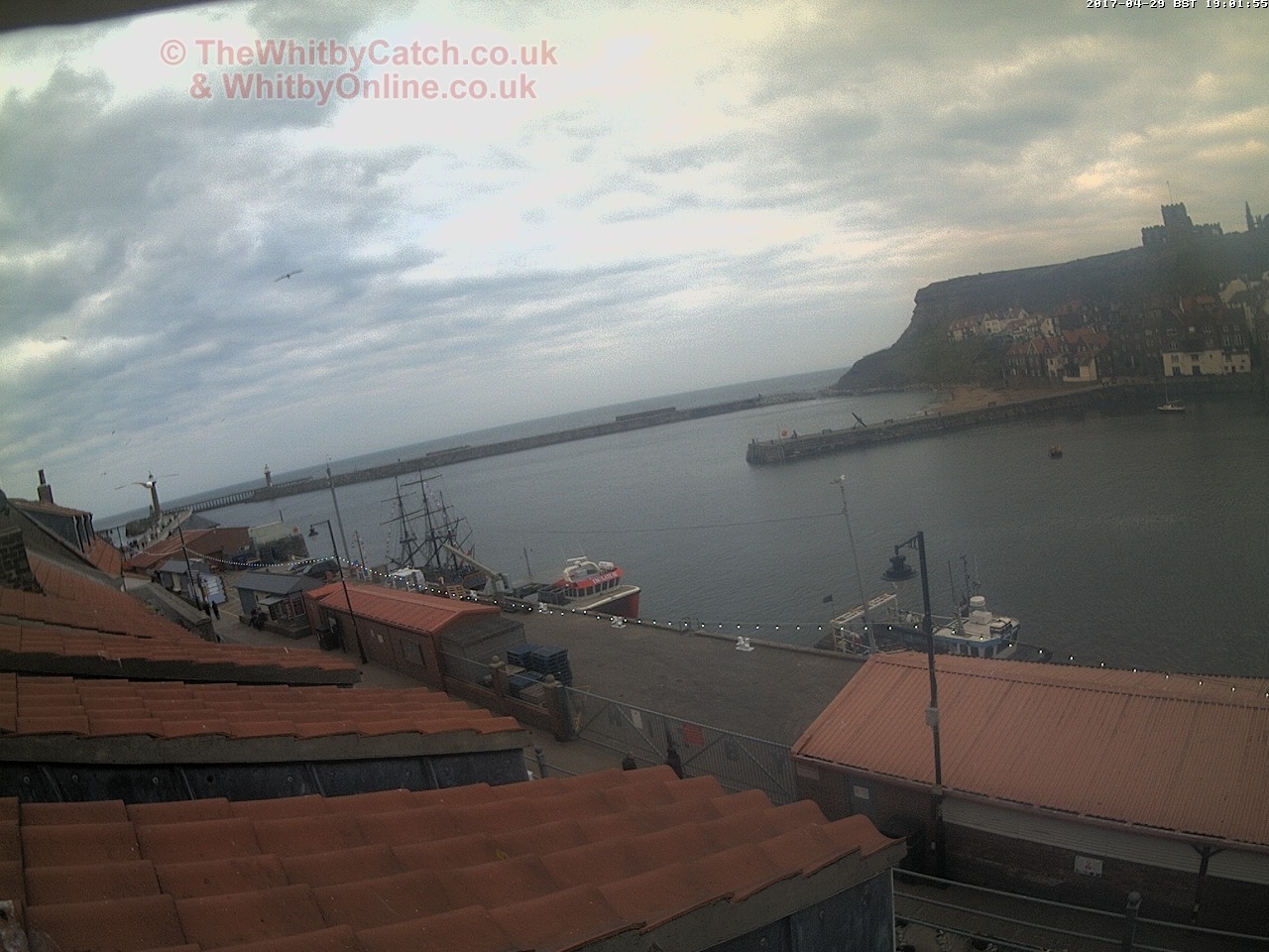 Whitby Sat 29th April 2017 19:02.