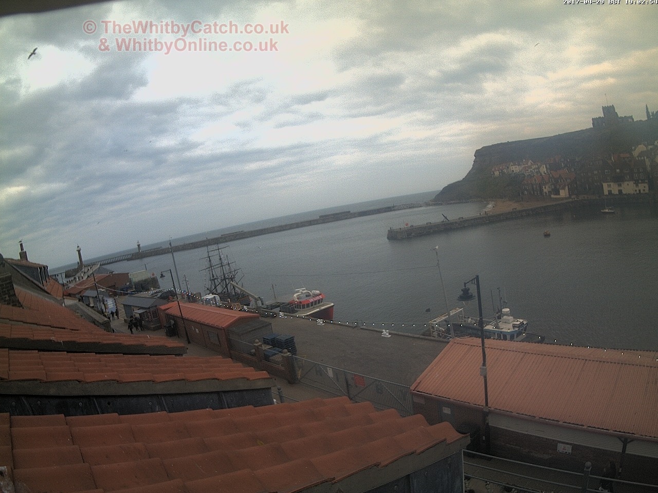 Whitby Sat 29th April 2017 19:03.