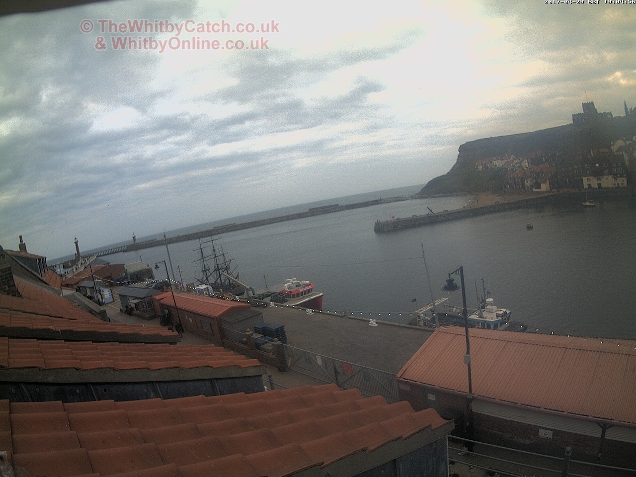 Whitby Sat 29th April 2017 19:05.