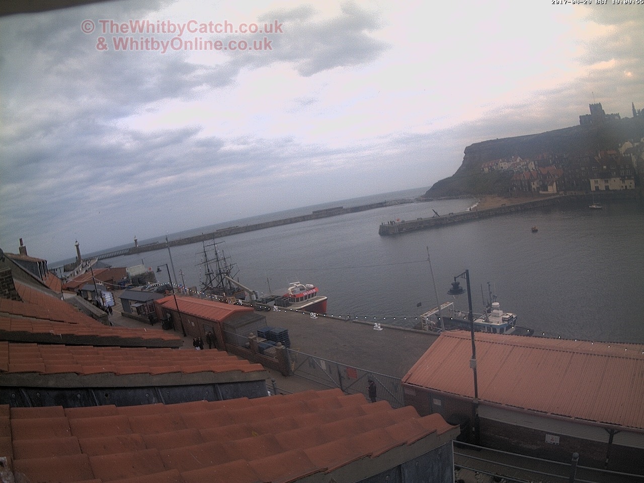 Whitby Sat 29th April 2017 19:10.