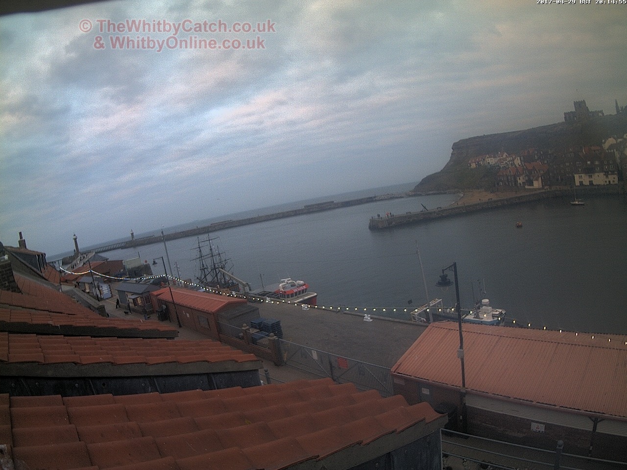 Whitby Sat 29th April 2017 20:15.