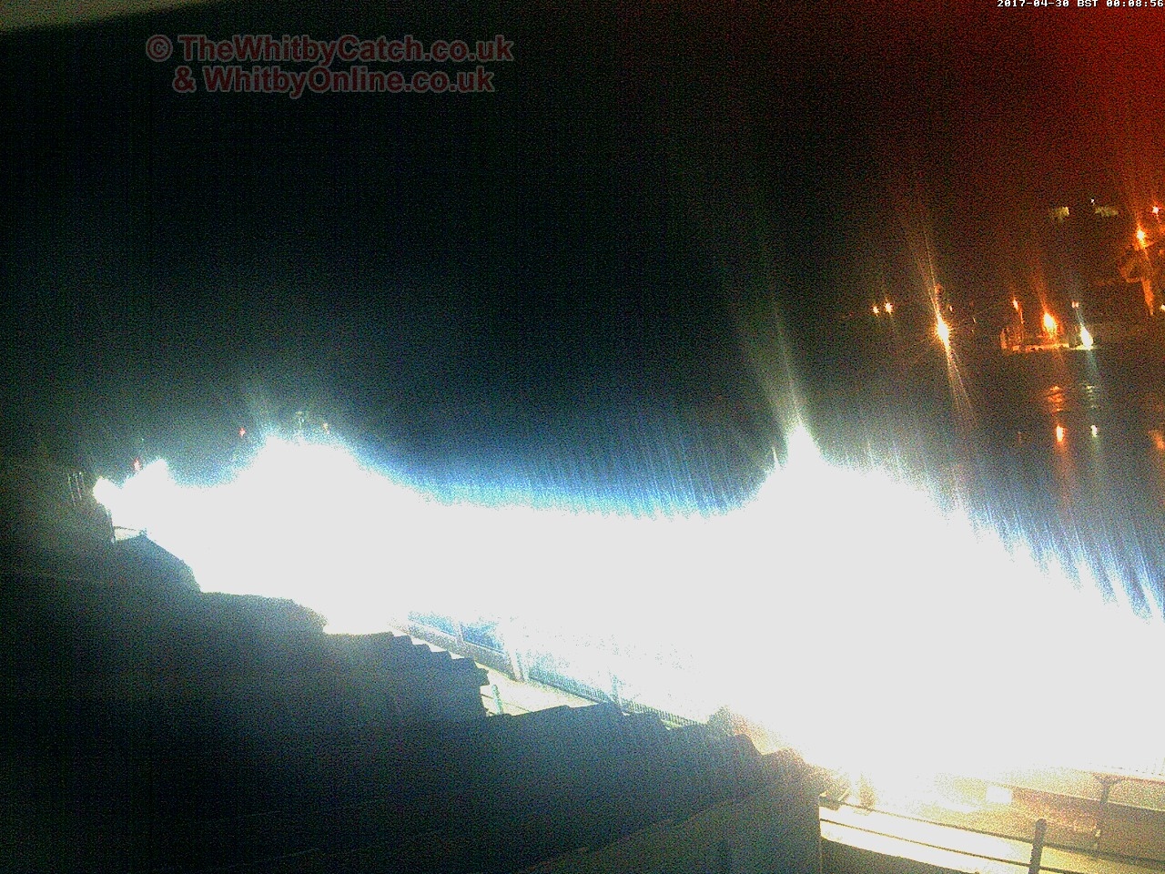 Whitby Sun 30th April 2017 00:09.