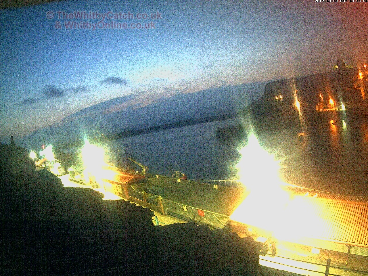 Whitby Sun 30th April 2017 04:25.