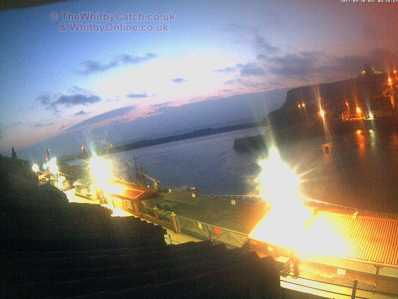 Whitby Sun 30th April 2017 04:29.