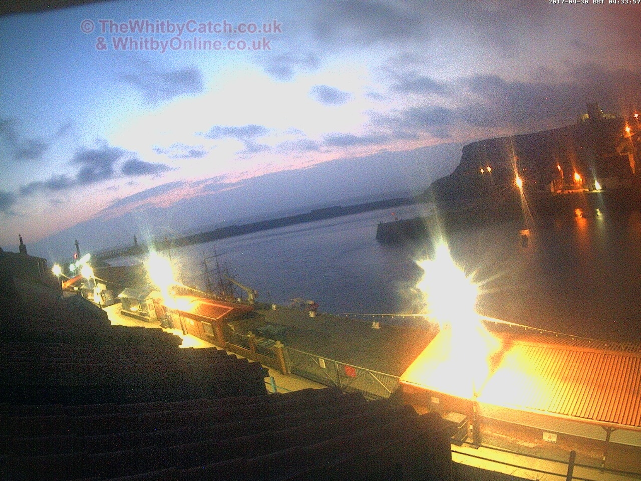 Whitby Sun 30th April 2017 04:34.