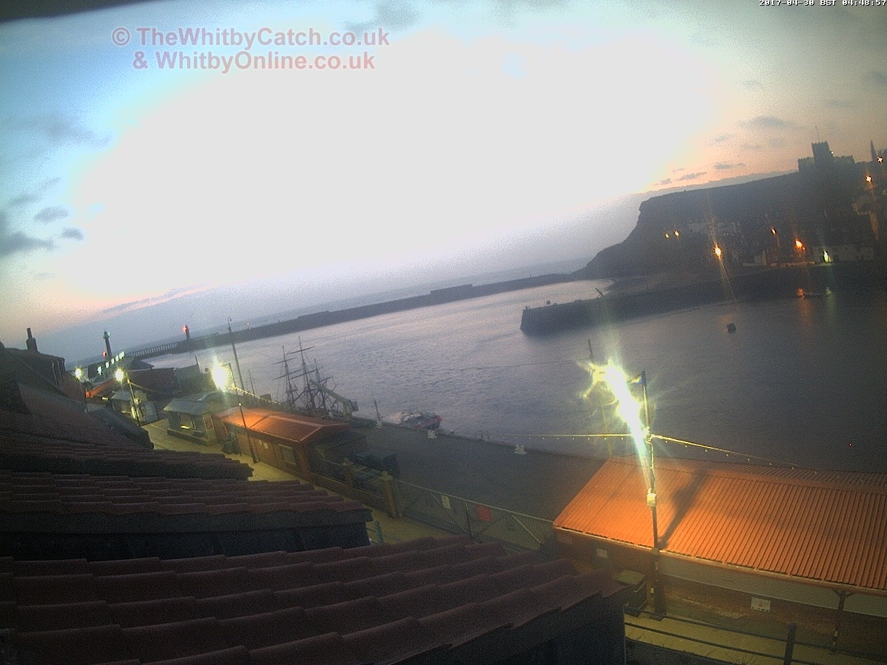 Whitby Sun 30th April 2017 04:49.