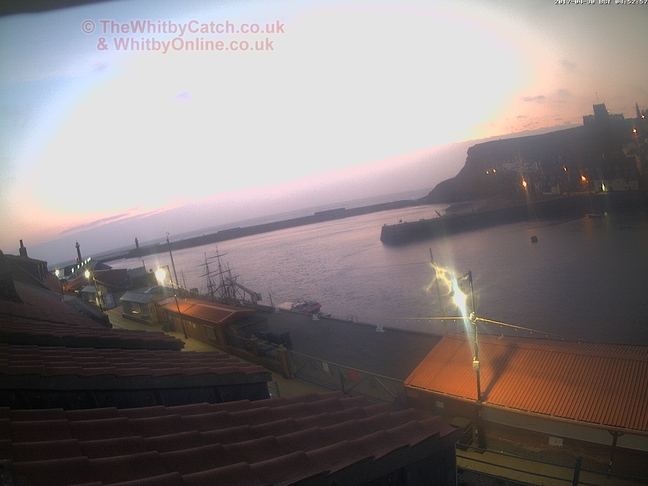 Whitby Sun 30th April 2017 04:53.