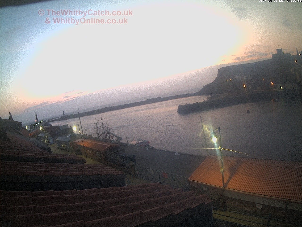Whitby Sun 30th April 2017 04:57.
