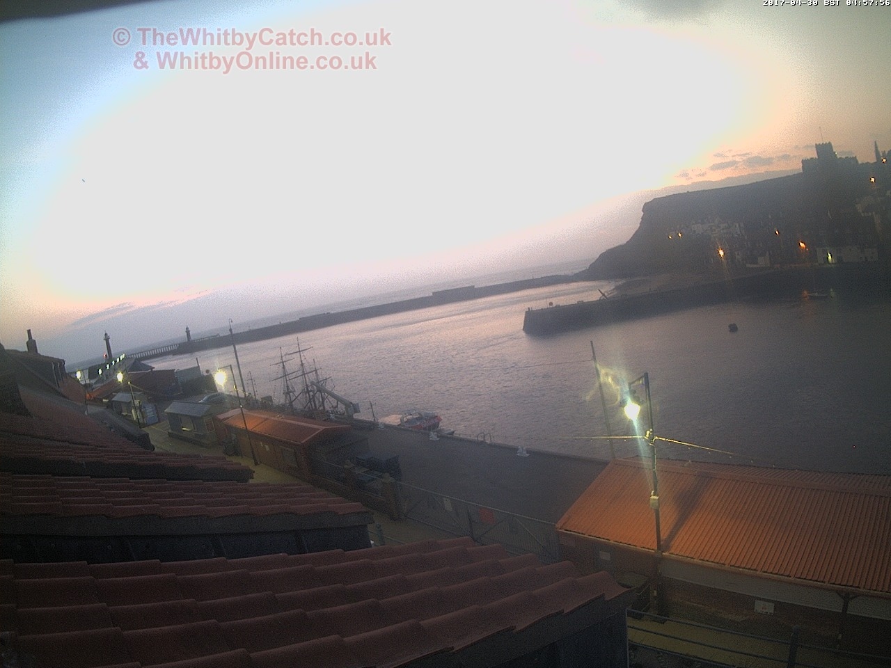 Whitby Sun 30th April 2017 04:58.