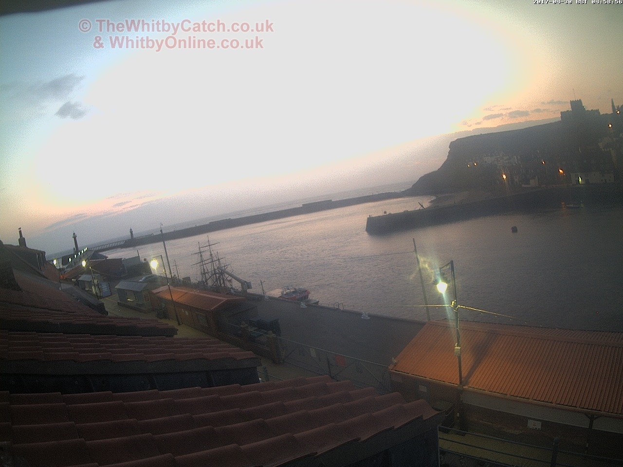 Whitby Sun 30th April 2017 04:59.
