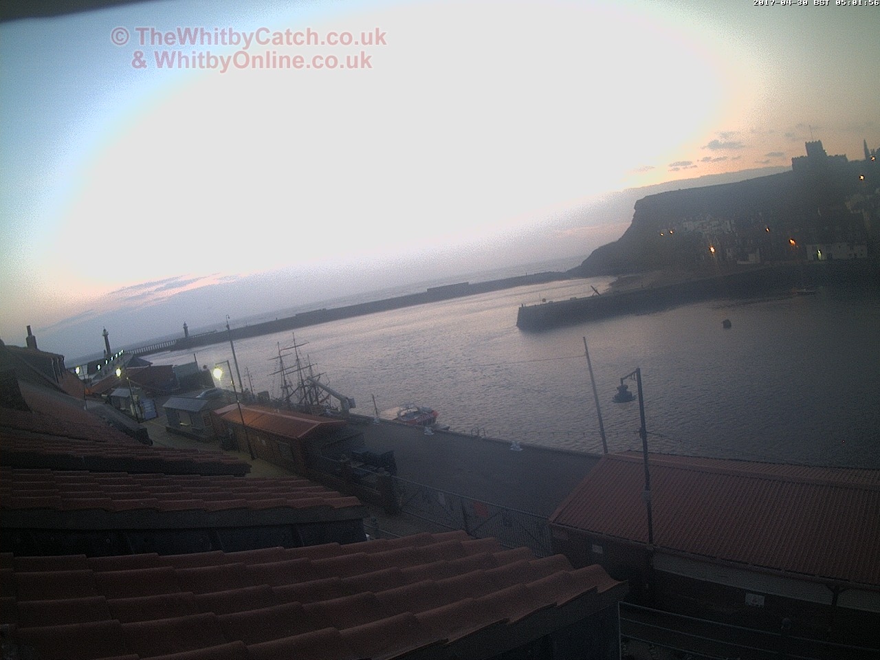 Whitby Sun 30th April 2017 05:02.