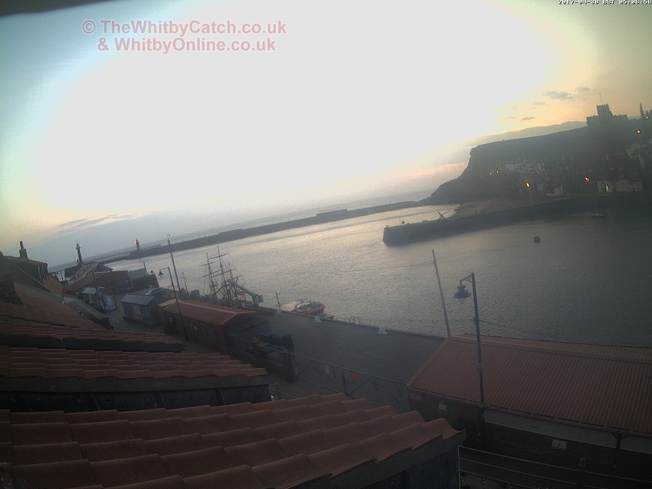 Whitby Sun 30th April 2017 05:07.