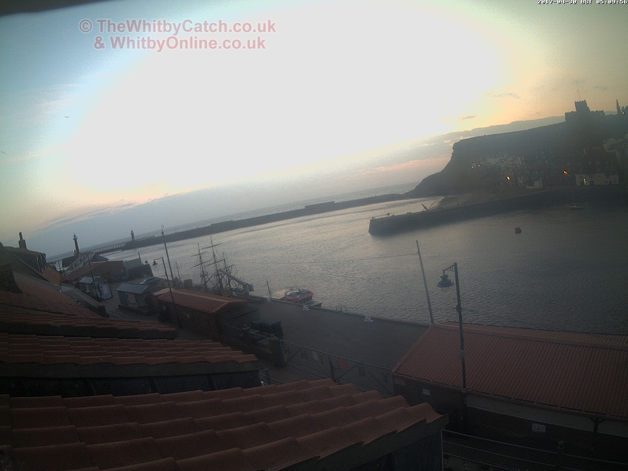 Whitby Sun 30th April 2017 05:10.