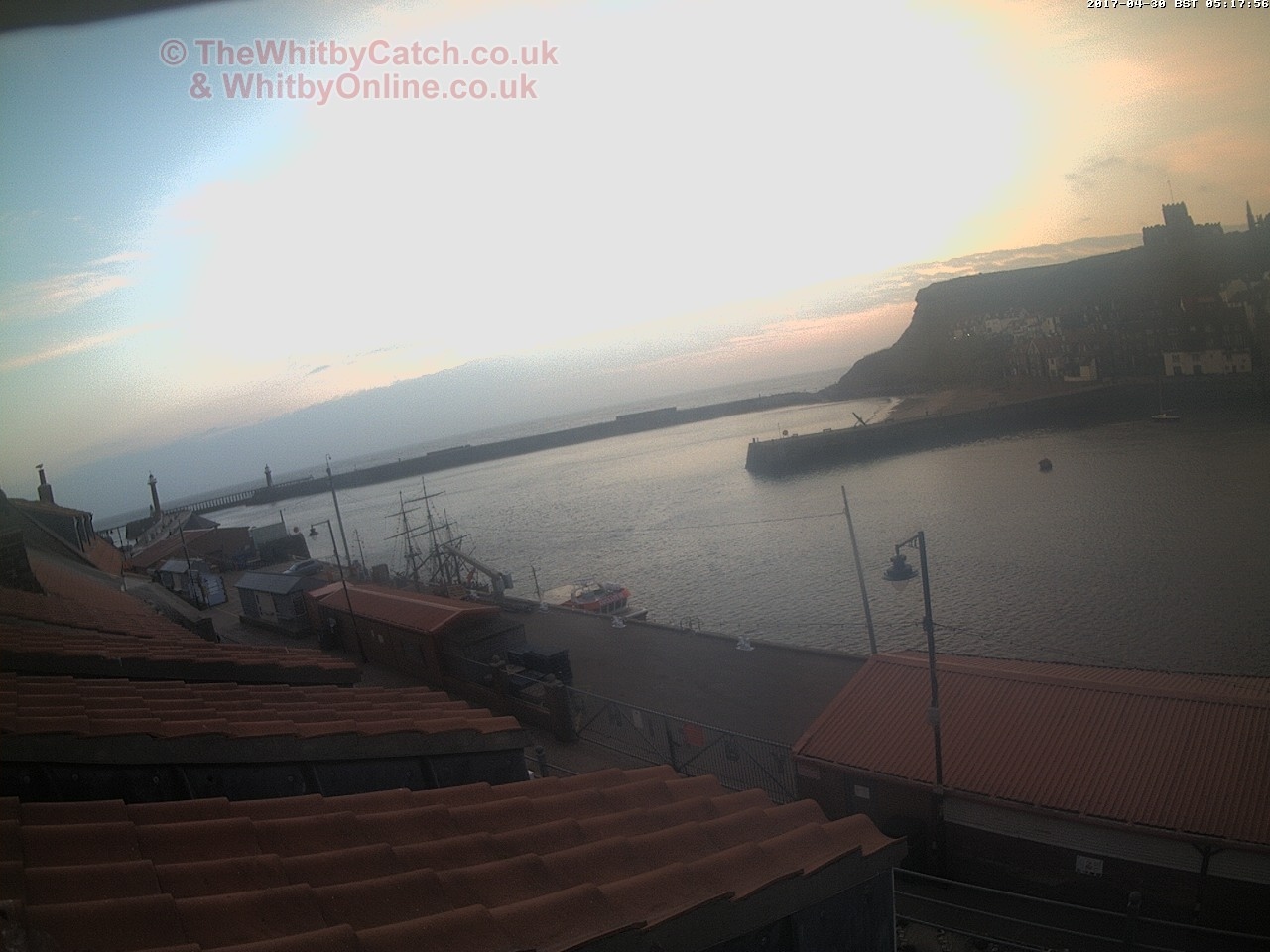 Whitby Sun 30th April 2017 05:18.