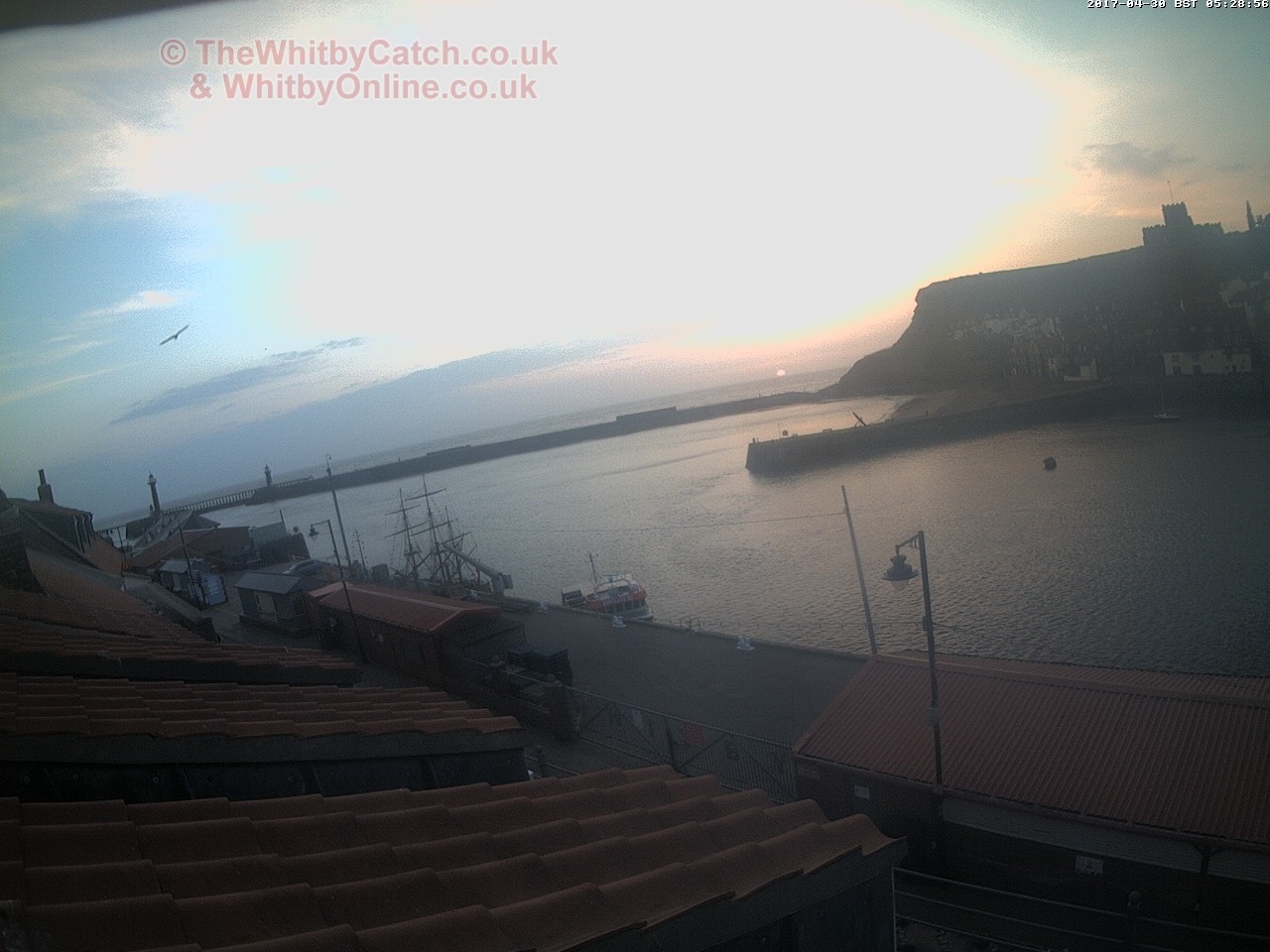 Whitby Sun 30th April 2017 05:29.