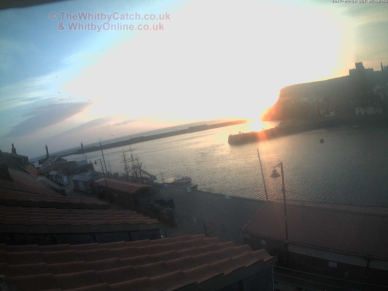 Whitby Sun 30th April 2017 05:47.