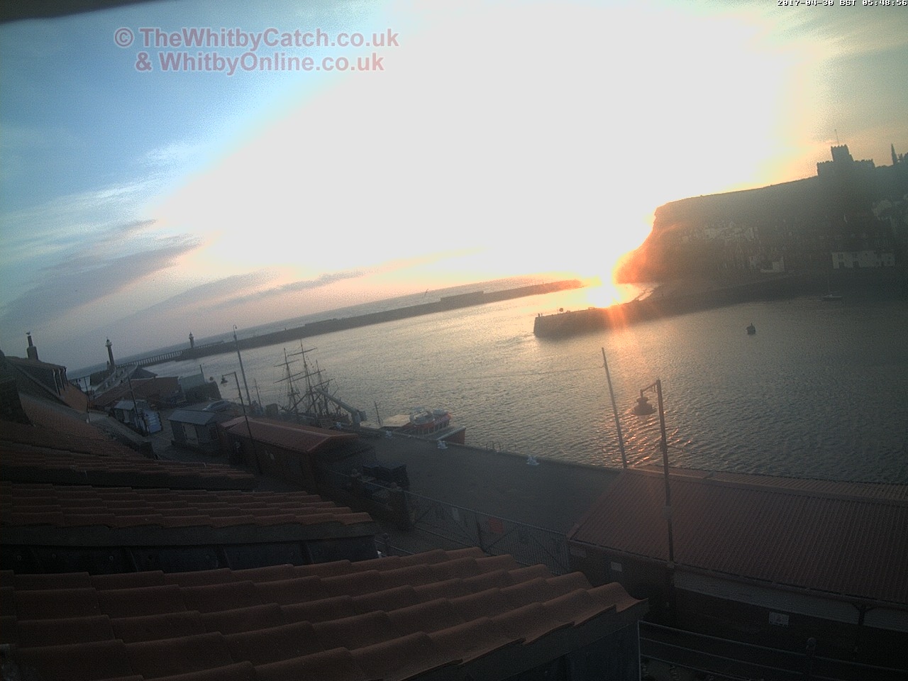 Whitby Sun 30th April 2017 05:49.