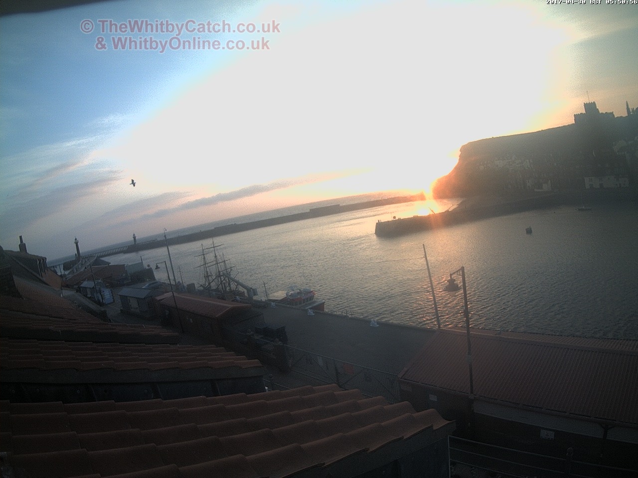 Whitby Sun 30th April 2017 05:51.