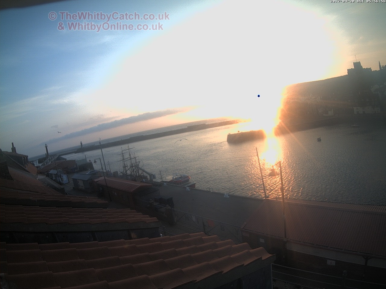 Whitby Sun 30th April 2017 05:57.