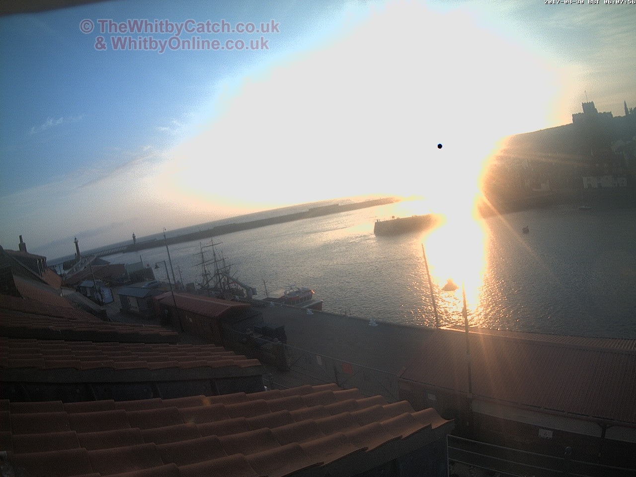 Whitby Sun 30th April 2017 06:08.