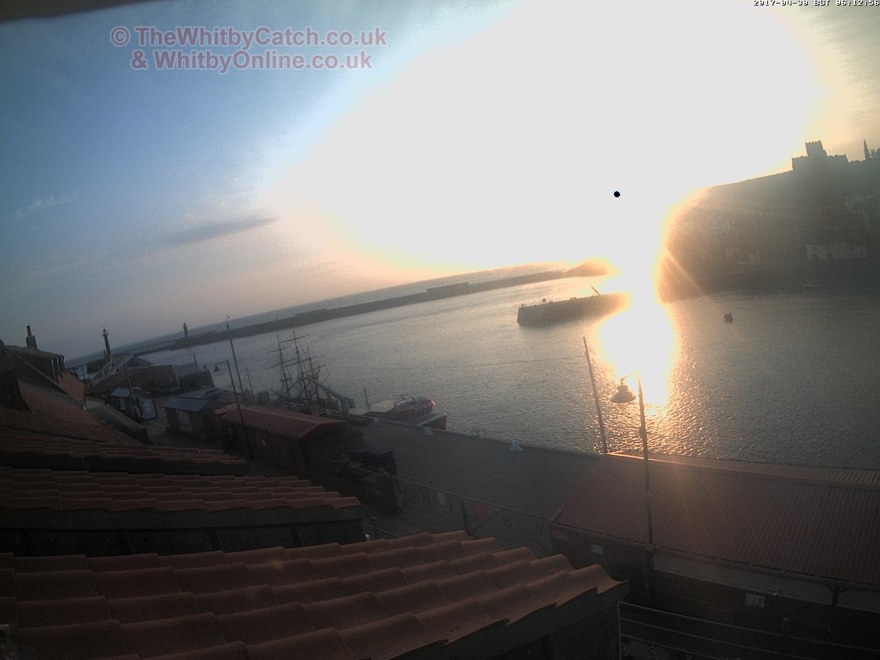 Whitby Sun 30th April 2017 06:13.