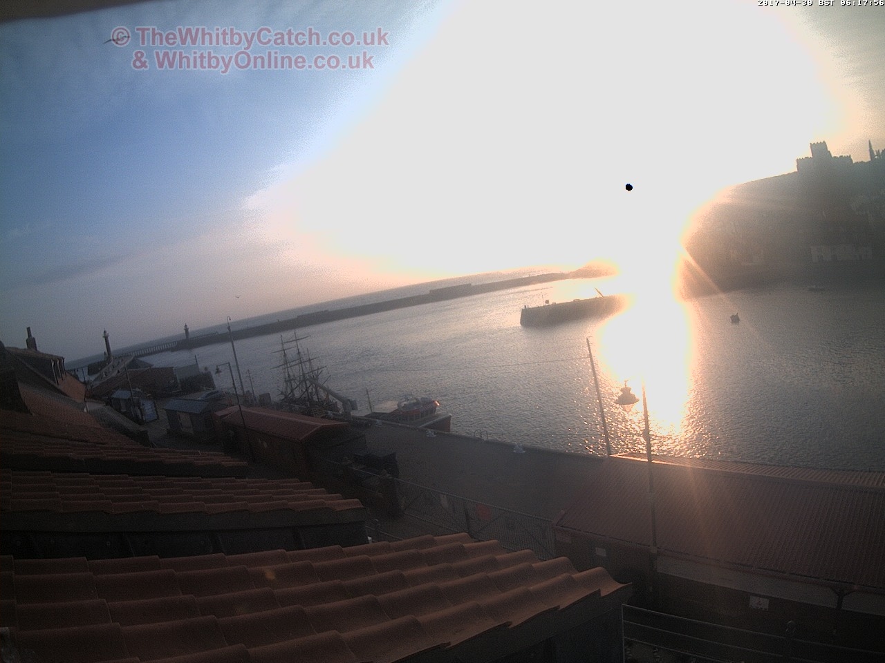 Whitby Sun 30th April 2017 06:18.