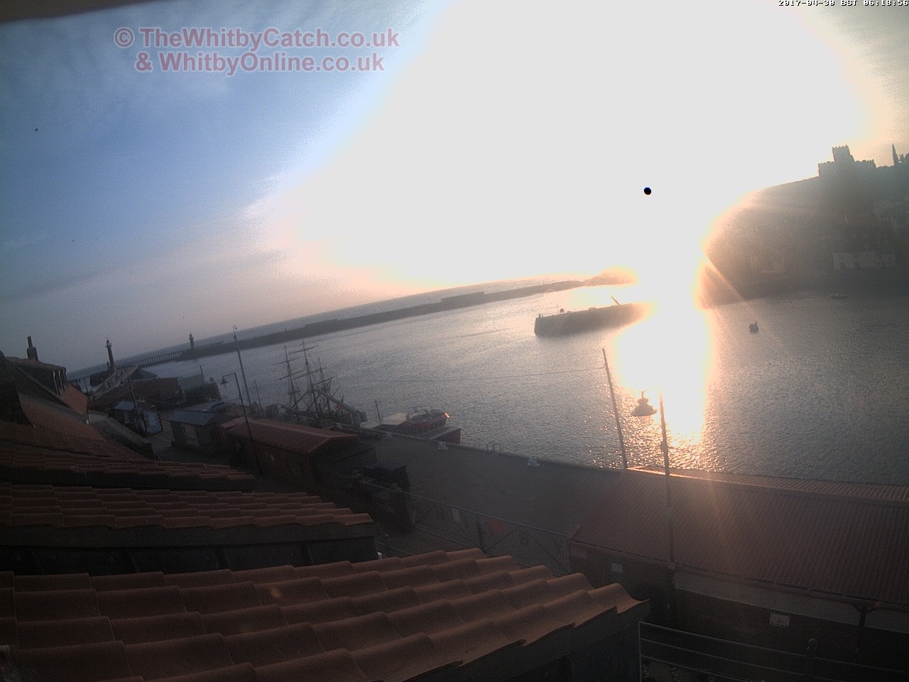 Whitby Sun 30th April 2017 06:19.