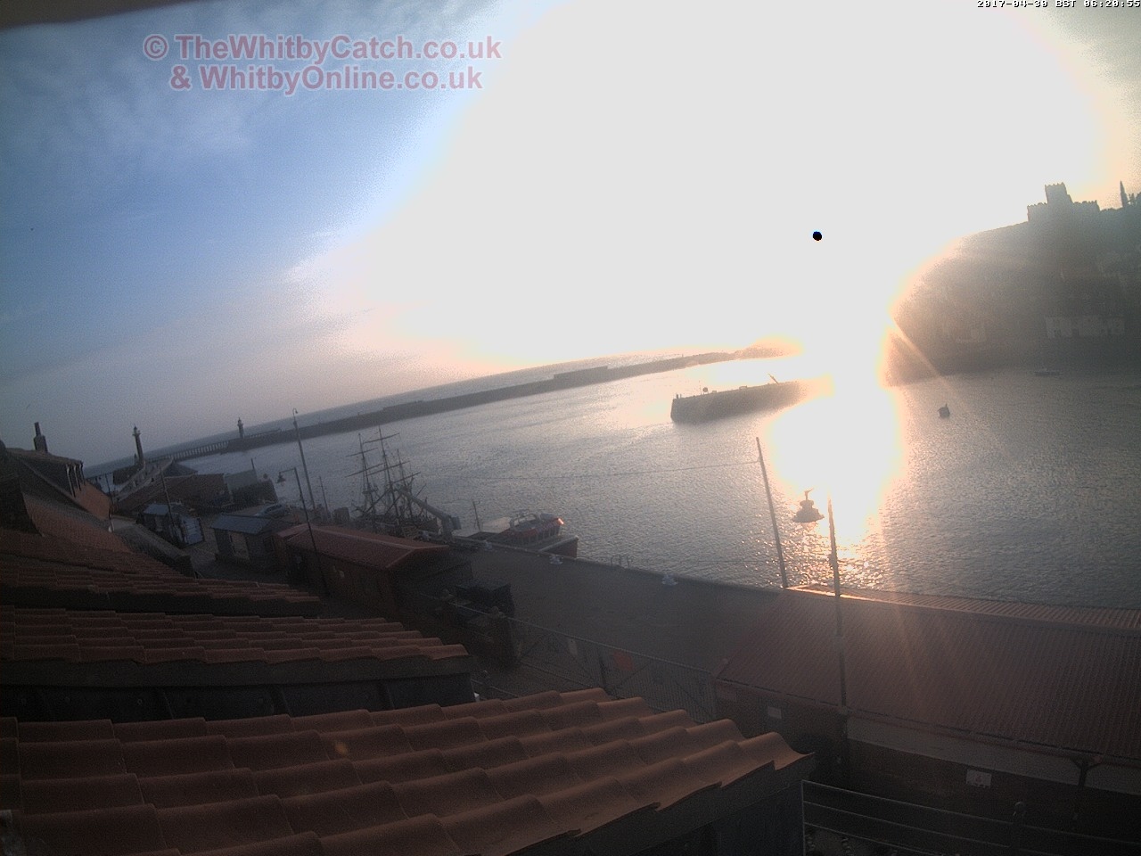Whitby Sun 30th April 2017 06:21.