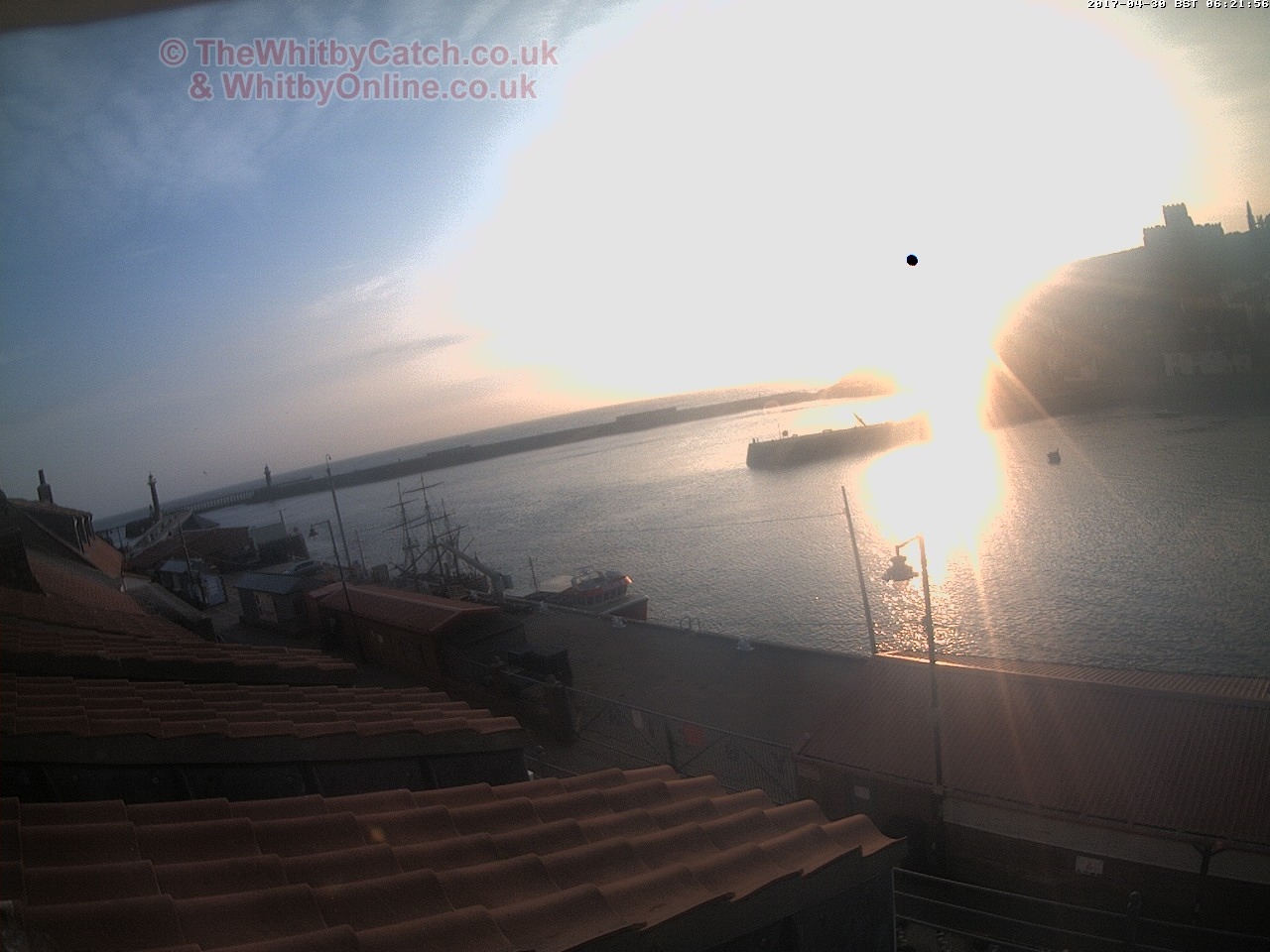 Whitby Sun 30th April 2017 06:22.