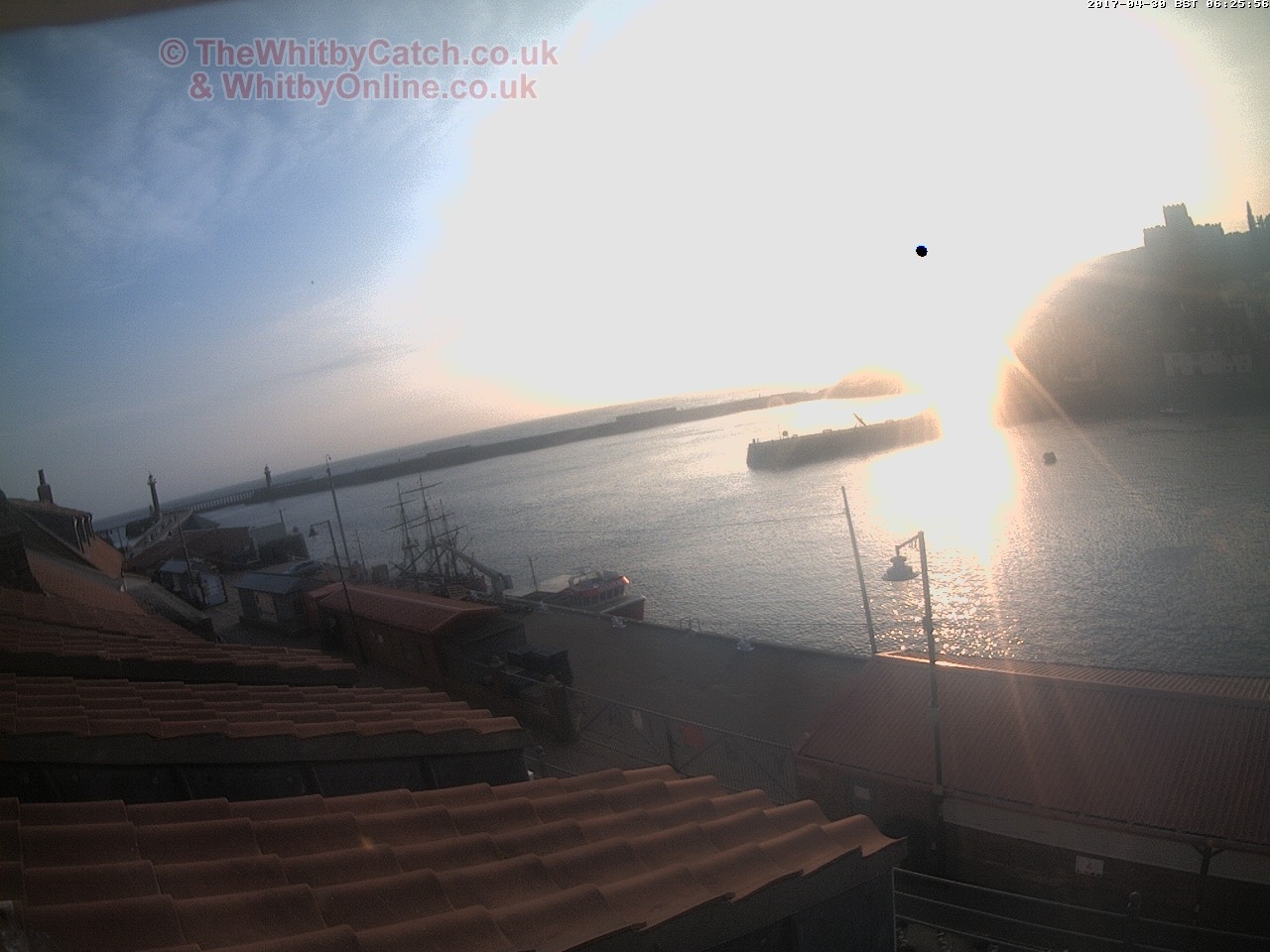 Whitby Sun 30th April 2017 06:26.