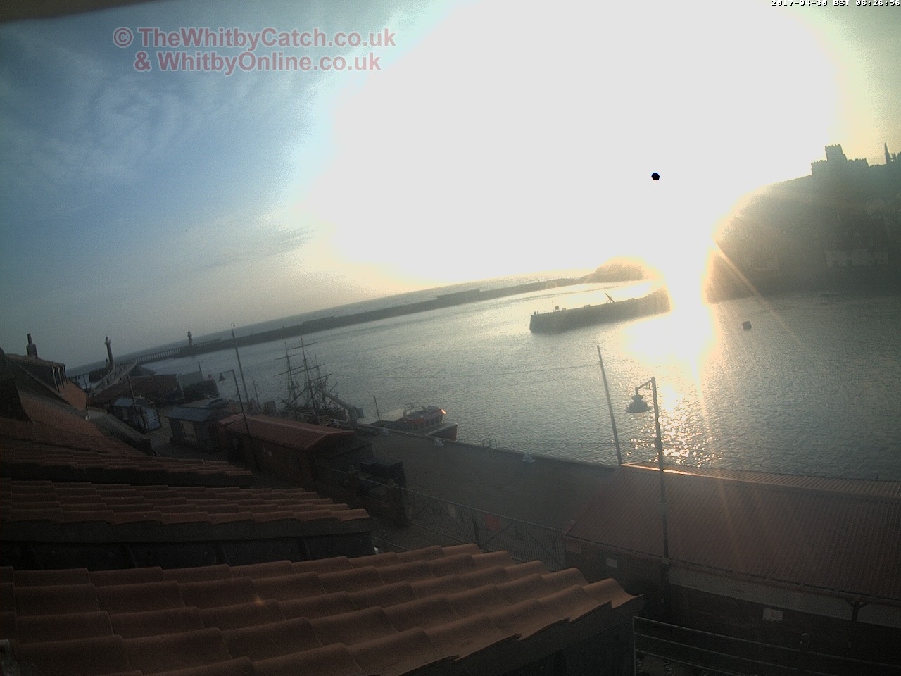 Whitby Sun 30th April 2017 06:27.