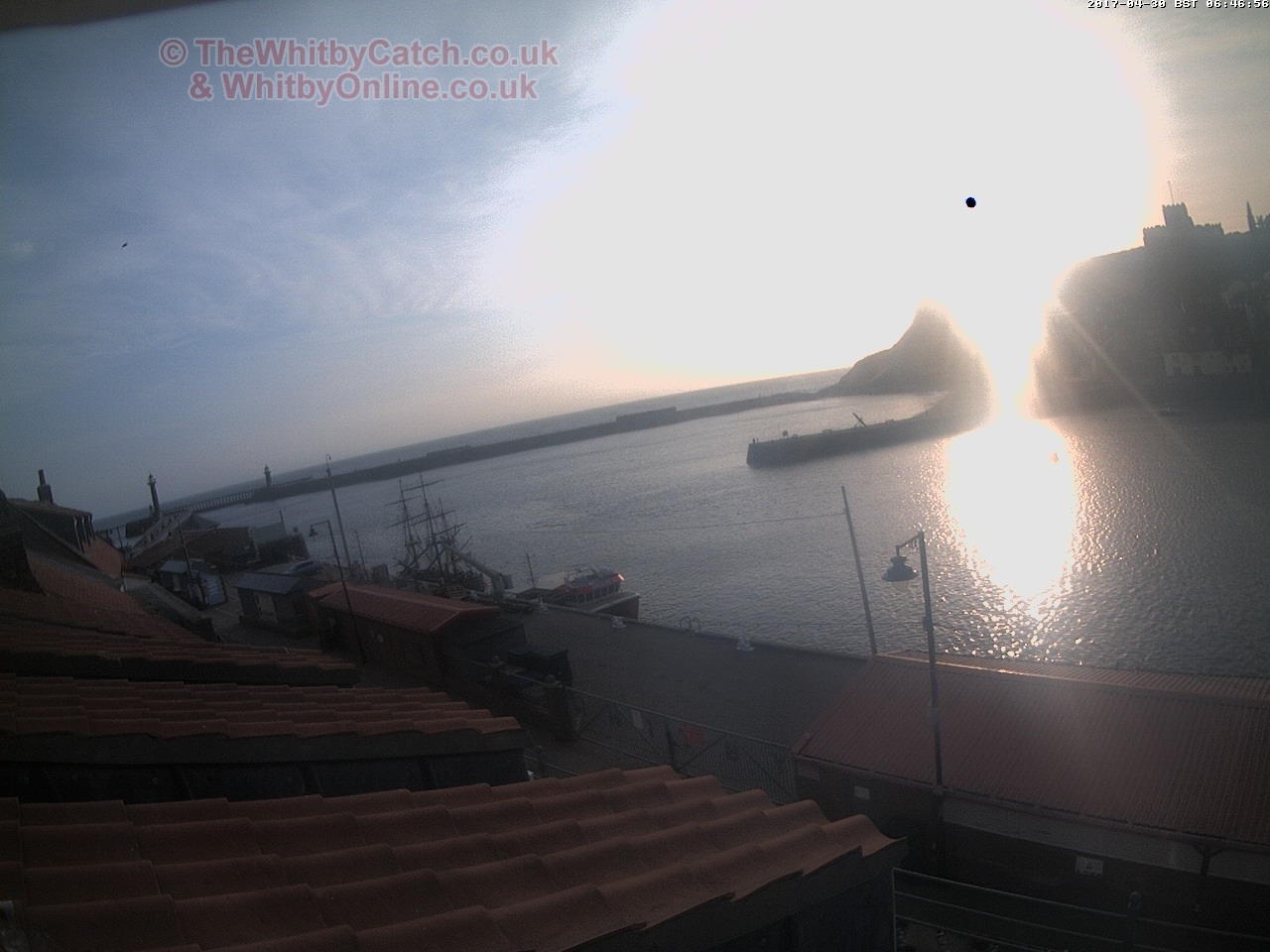 Whitby Sun 30th April 2017 06:47.