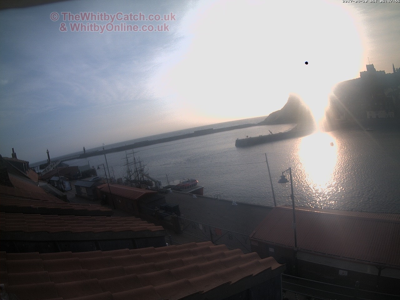 Whitby Sun 30th April 2017 06:48.