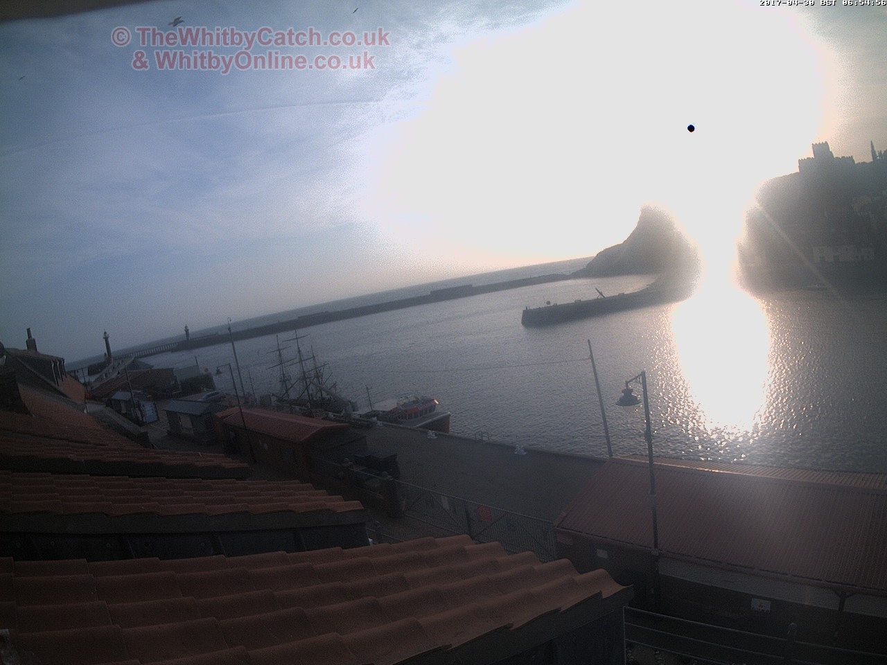 Whitby Sun 30th April 2017 06:55.