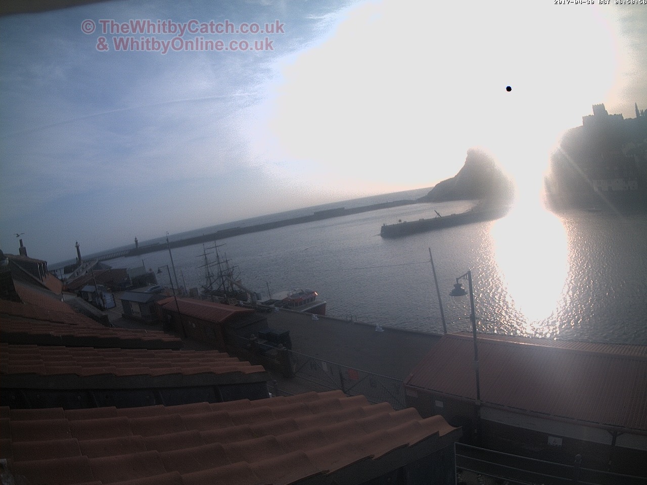 Whitby Sun 30th April 2017 06:59.