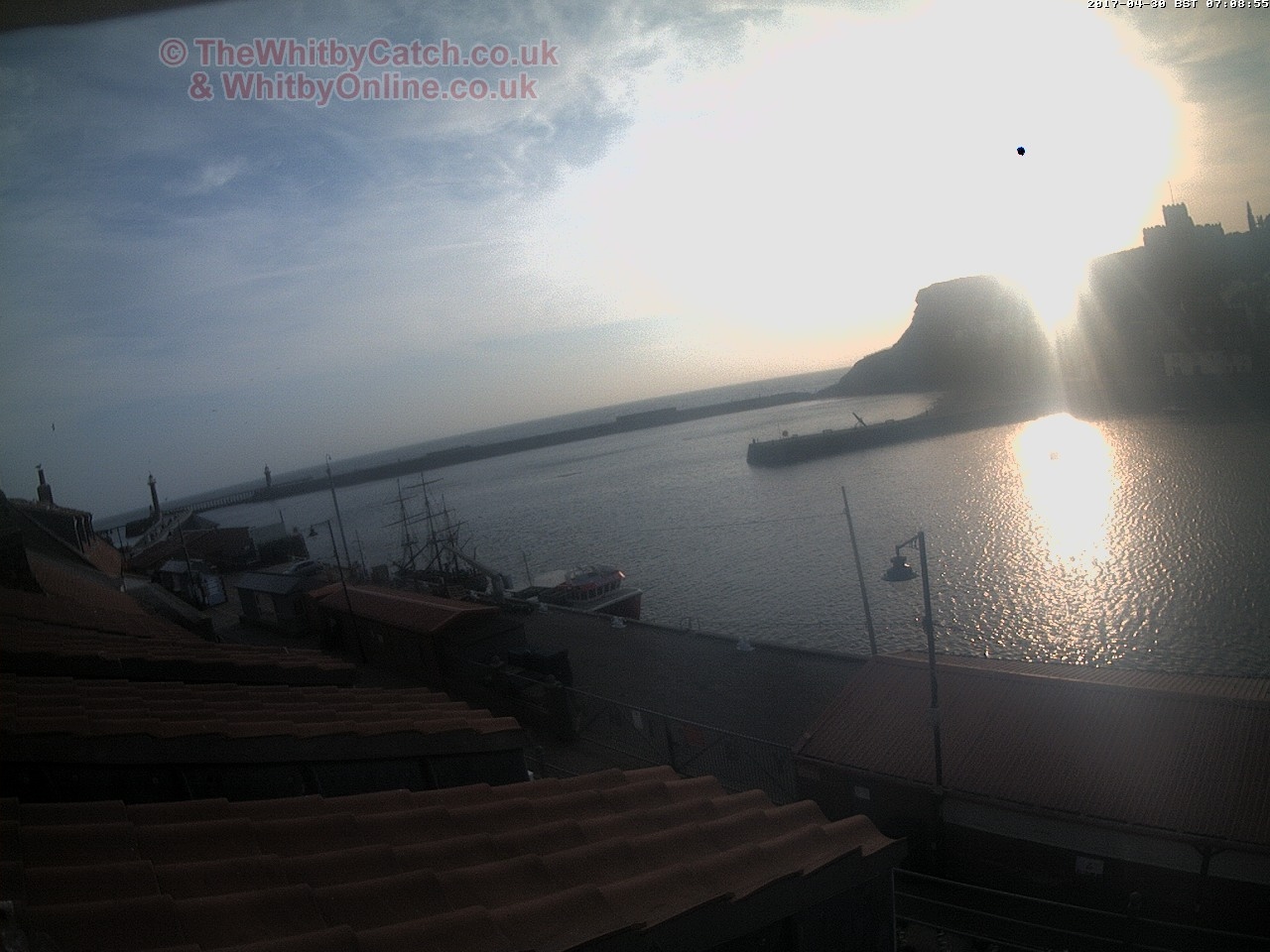 Whitby Sun 30th April 2017 07:09.