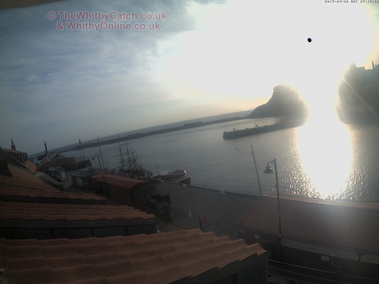 Whitby Sun 30th April 2017 07:16.