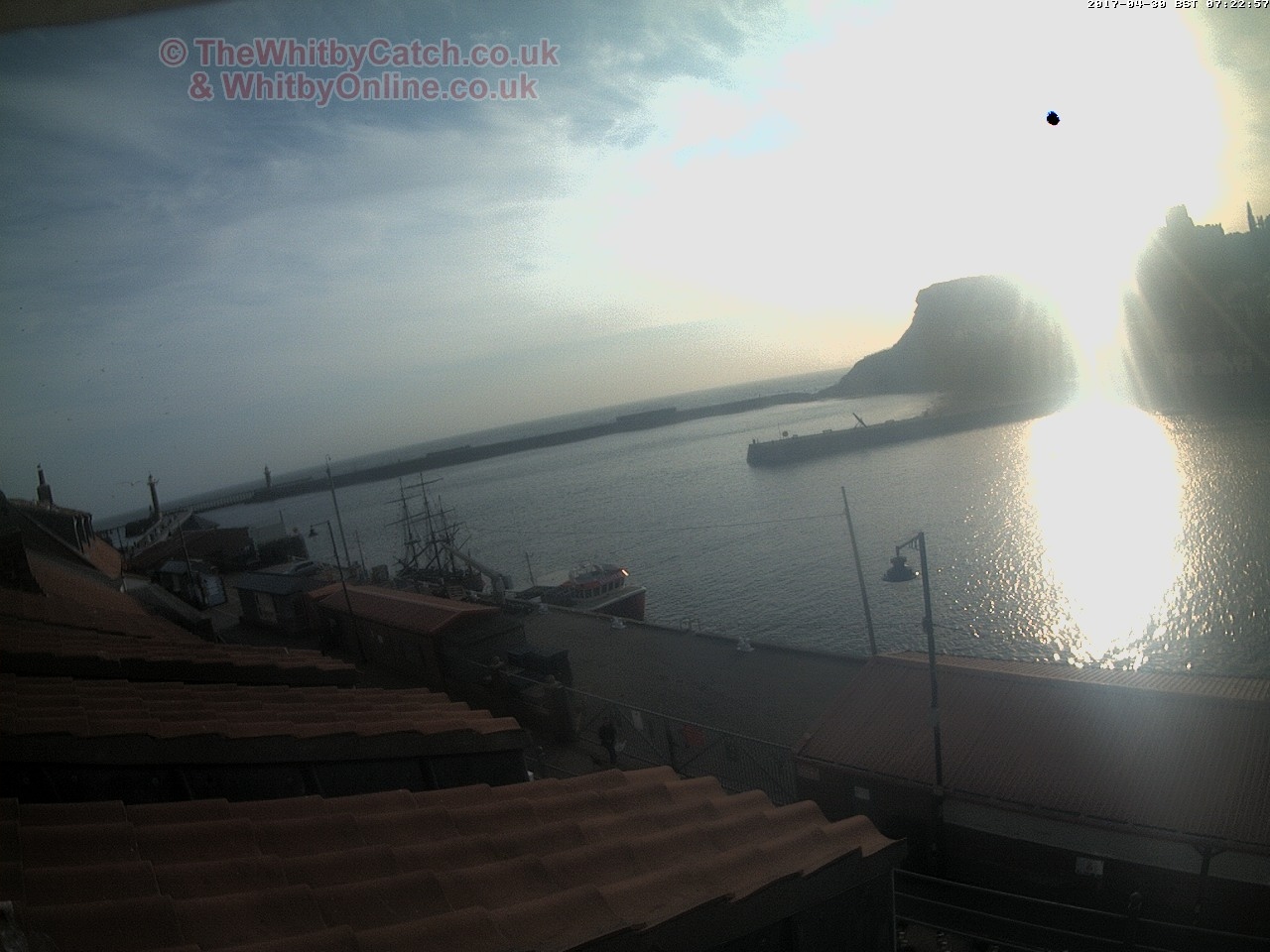 Whitby Sun 30th April 2017 07:23.