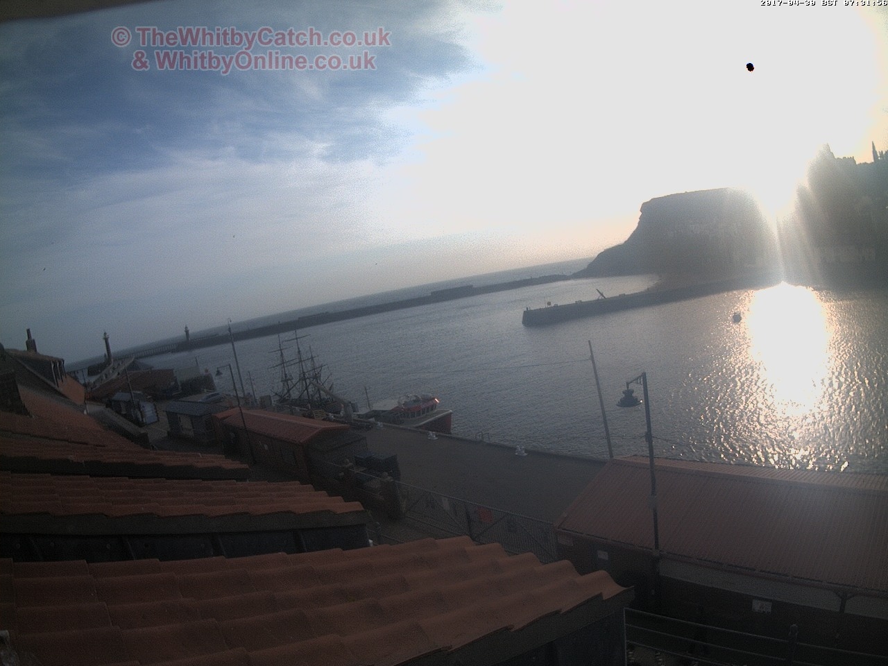 Whitby Sun 30th April 2017 07:32.