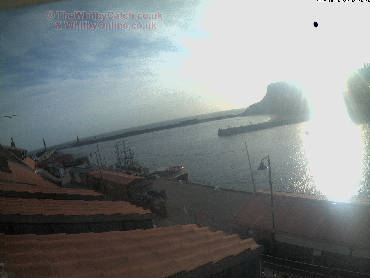 Whitby Sun 30th April 2017 07:37.