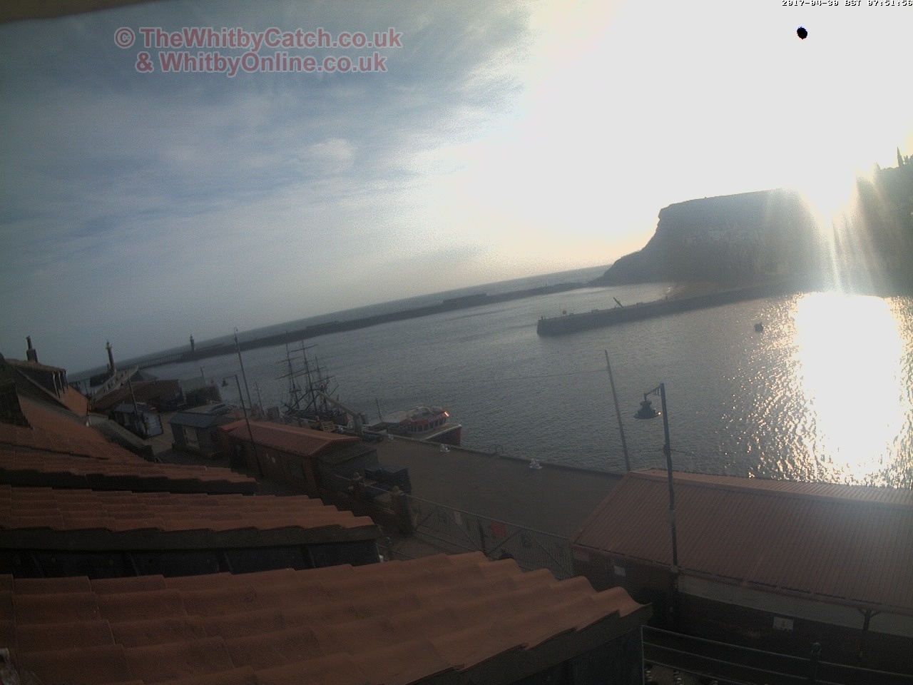 Whitby Sun 30th April 2017 07:52.
