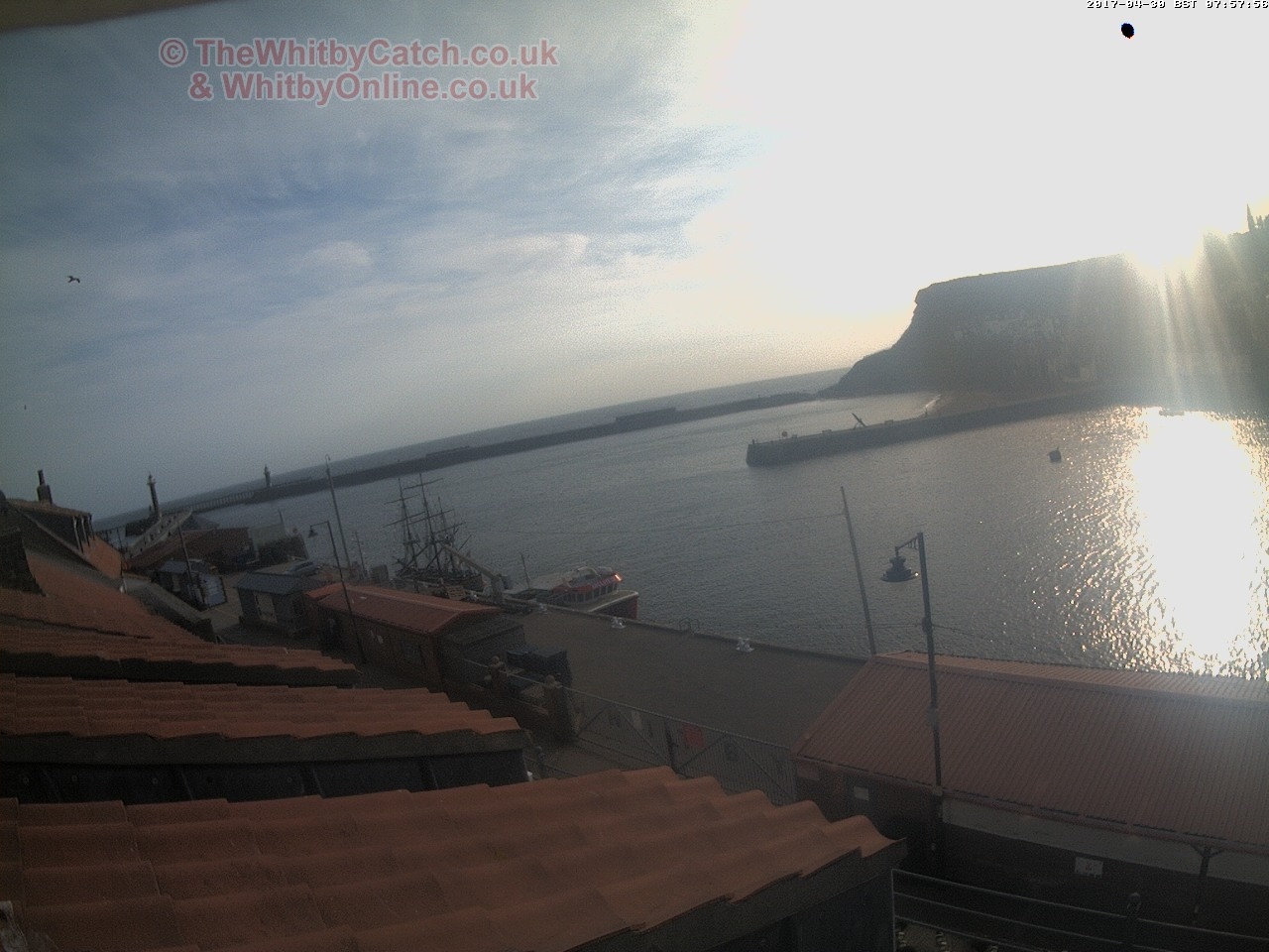 Whitby Sun 30th April 2017 07:58.