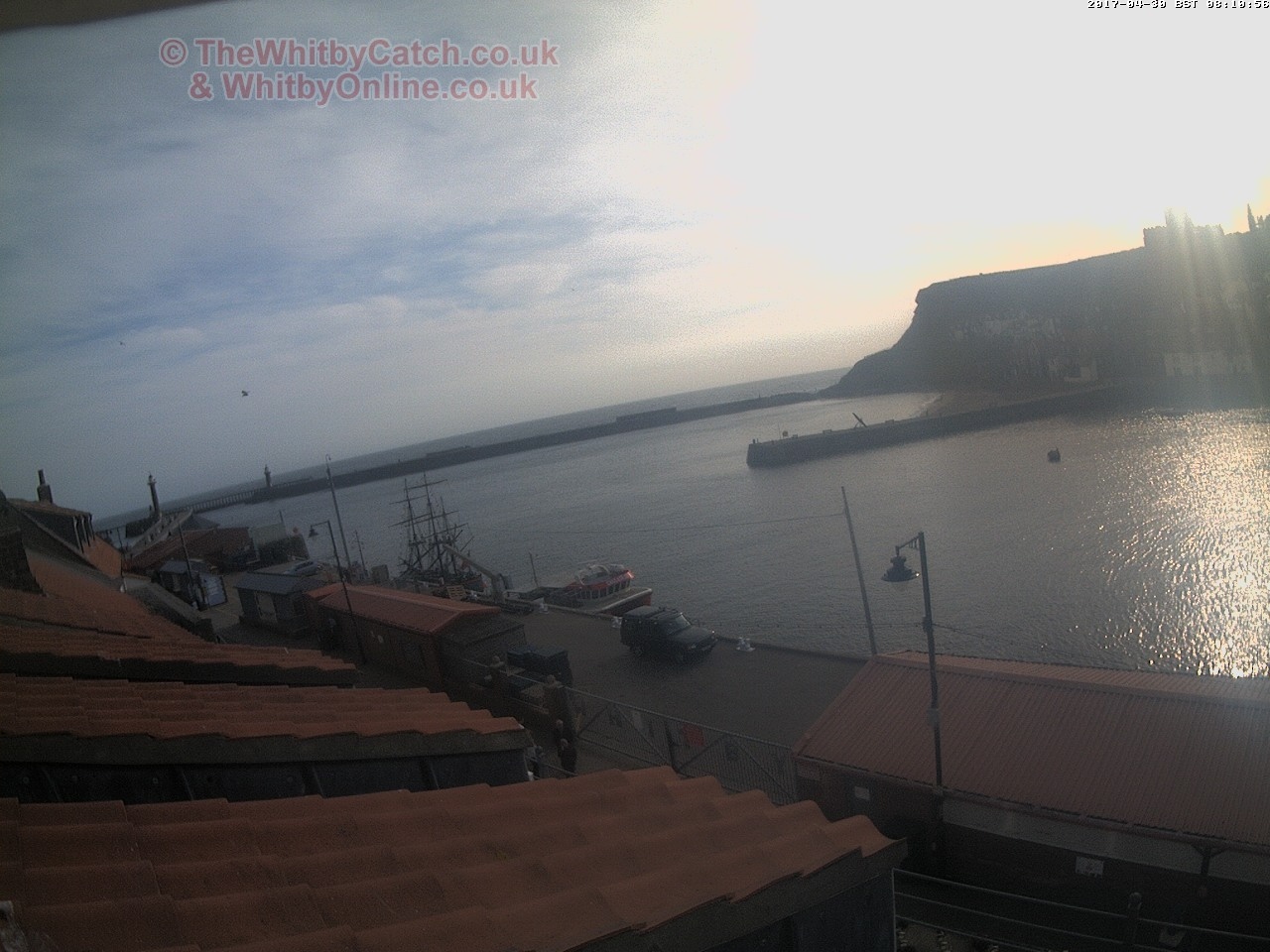 Whitby Sun 30th April 2017 08:11.