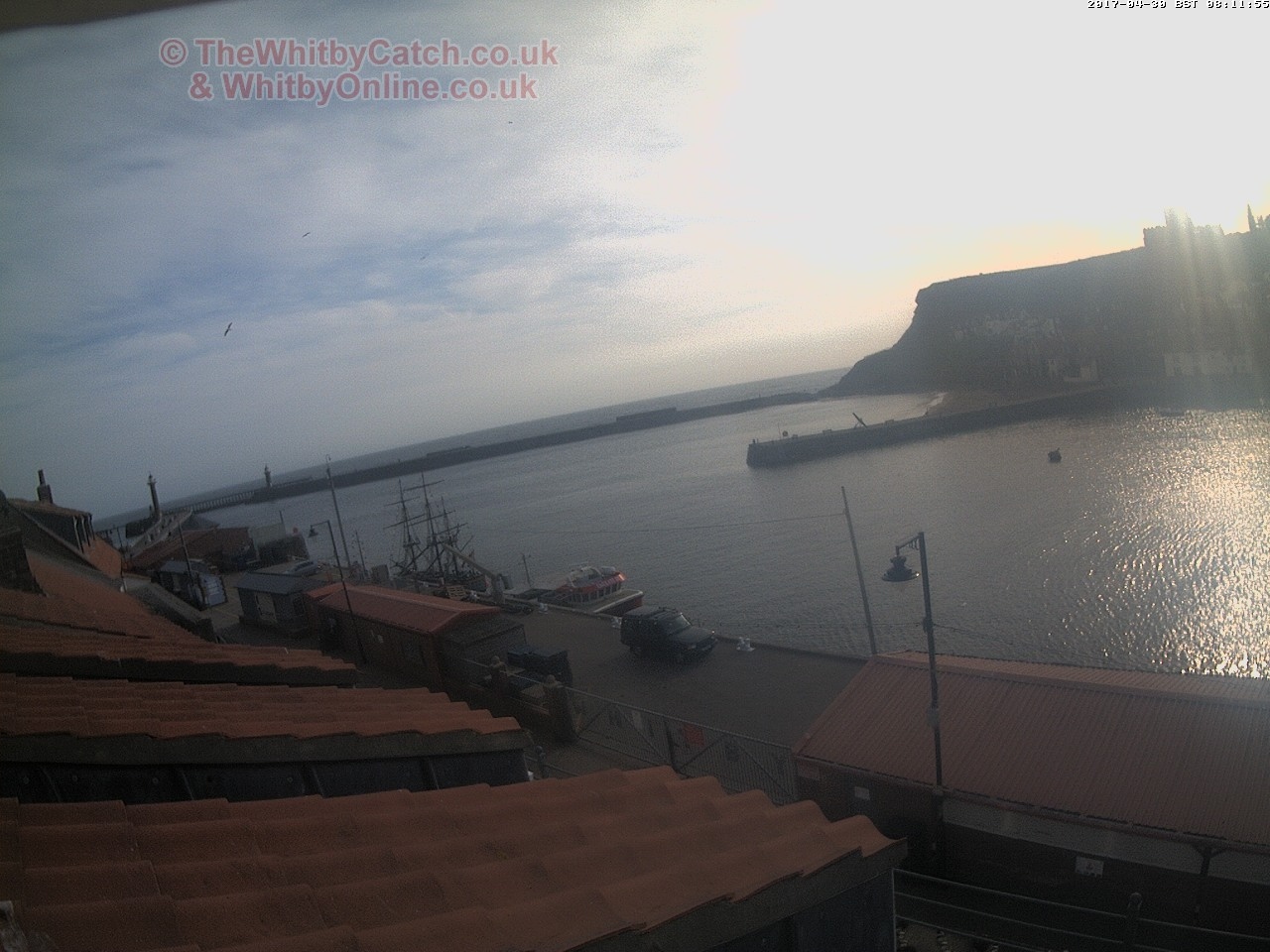 Whitby Sun 30th April 2017 08:12.