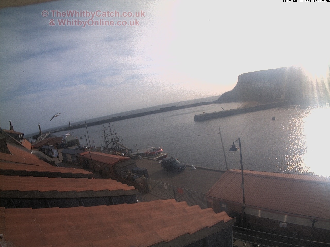 Whitby Sun 30th April 2017 08:18.